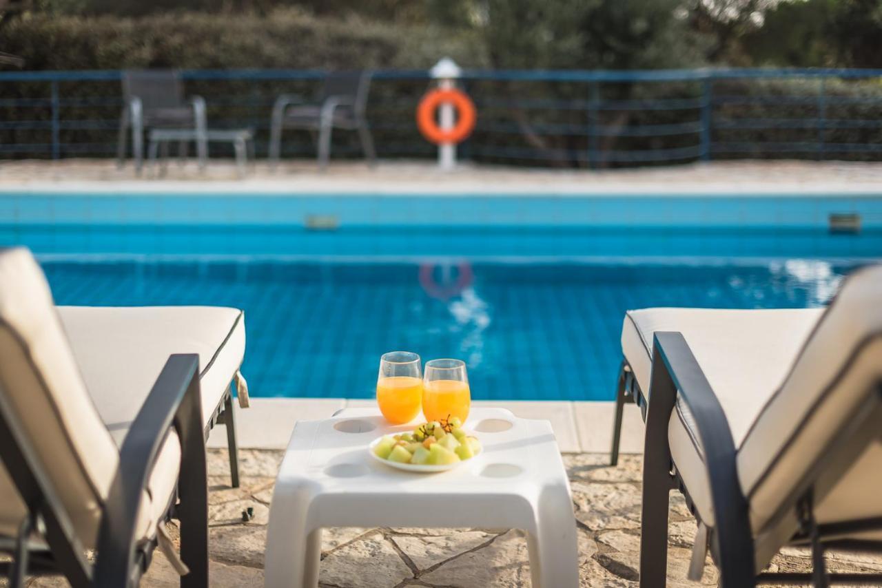 Summer Villa Pasiphae Private Pool - Bbq -Beach 2Min ซูนิโอ ภายนอก รูปภาพ